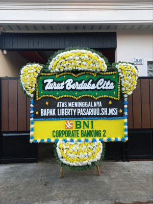 Papan Bunga Duka di Tambak